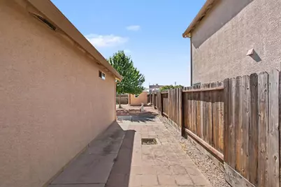 10115 Hampton Oak Drive, Elk Grove, CA 95624 - Photo 44