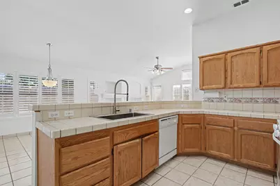 10115 Hampton Oak Drive, Elk Grove, CA 95624 - Photo 20