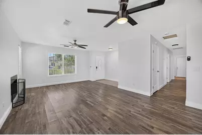 7325 Skander Way, Sacramento, CA 95828 - Photo 18