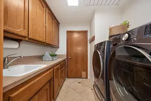 125 Patton Ct, Folsom, CA 95630 - Photo 48