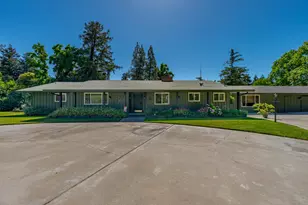 6090 Country Club Pl, Merced, CA 95340 - Photo 2