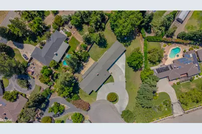 6090 Country Club Place, Merced, CA 95340 - Photo 16