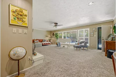 6090 Country Club Place, Merced, CA 95340 - Photo 36