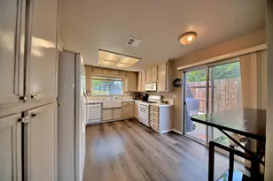 1007 Lourence Dr, Tracy, CA 95376 - Photo 12