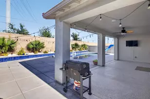 9673 Sedgefield Cir, Elk Grove, CA 95624 - Photo 44