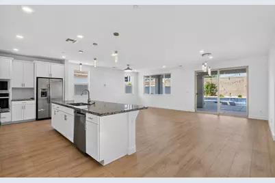 9673 Sedgefield Circle, Elk Grove, CA 95624 - Photo 12