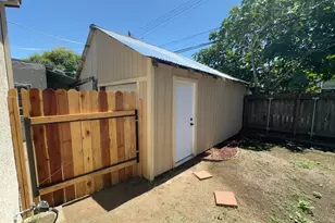 1016 X St, Sacramento, CA 95818 - Photo 26