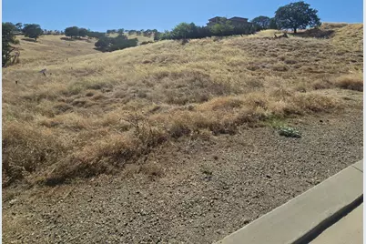 9421 Morton Davis Drive, Patterson, CA 95363 - Photo 10