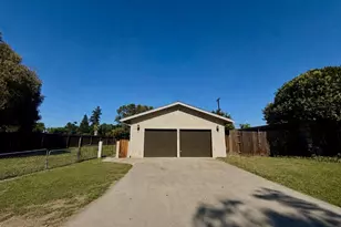 1636 Cameo Way, Modesto, CA 95350 - Photo 2