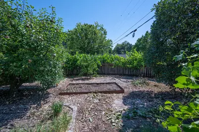6623 13th Street, Sacramento, CA 95831 - Photo 40