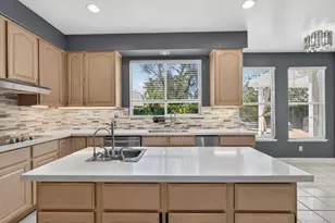 4686 Pine Valley Cir, Stockton, CA 95219 - Photo 18