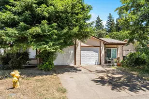 3962 Queenston Ct, Carmichael, CA 95608 - Photo 2