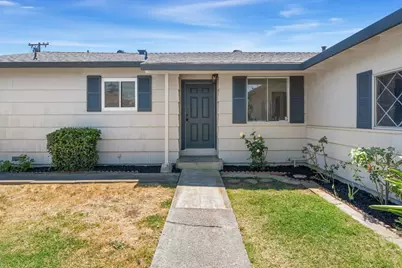 7577 Lemarsh Way, Sacramento, CA 95822 - Photo 2