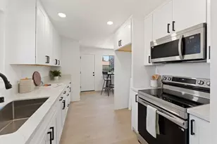 7577 Lemarsh Way, Sacramento, CA 95822 - Photo 8