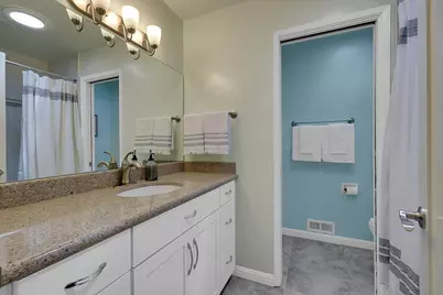 4201 Loazell Court, Sacramento, CA 95864 - Photo 34