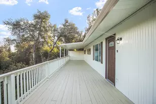 20718 Lower Hillview Dr, Sonora, CA 95370 - Photo 2