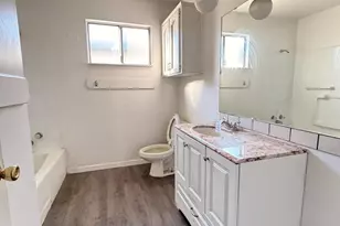 370 N Lindale St, Porterville, CA 93257 - Photo 10
