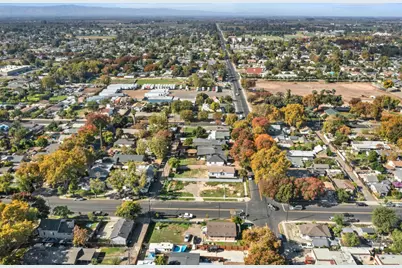 303 California Avenue, Modesto, CA 95351 - Photo 4