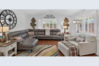 283 Brewster Avenue, Sacramento, CA 95831 - Photo 18