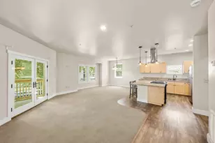 1306 19th St, Sacramento, CA 95811 - Photo 24