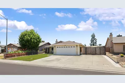1342 7th Street, Ripon, CA 95366 - Photo 2