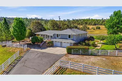 22233 McCourtney Road, Grass Valley, CA 95949 - Photo 2