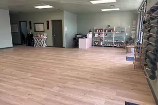 8909 Thornton Rd, Stockton, CA 95209 - Photo 4