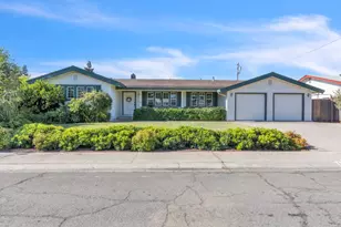 1460 Peach Tree Ln, Yuba City, CA 95993 - Photo 1