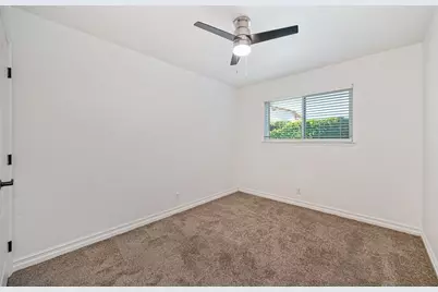 8340 Marina Greens Way, Sacramento, CA 95826 - Photo 22