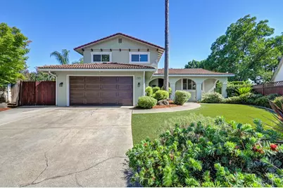 8340 Marina Greens Way, Sacramento, CA 95826 - Photo 2