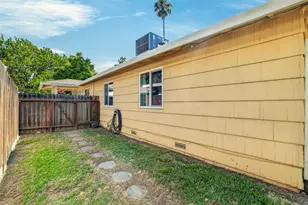 7021 21st Ave, Sacramento, CA 95820 - Photo 34