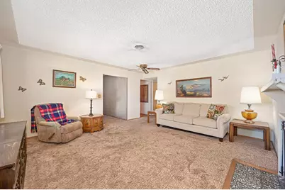 6567 Woodpark Way, Citrus Heights, CA 95621 - Photo 18
