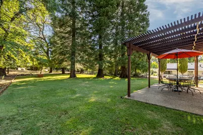 17608 Lake Forest Drive, Penn Valley, CA 95946 - Photo 24
