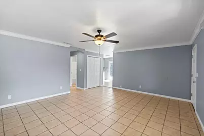 1873 Deauville Drive, Stockton, CA 95210 - Photo 4
