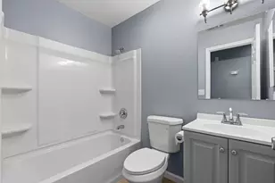 1873 Deauville Dr, Stockton, CA 95210 - Photo 10