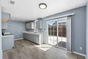 1873 Deauville Dr, Stockton, CA 95210 - Photo 6