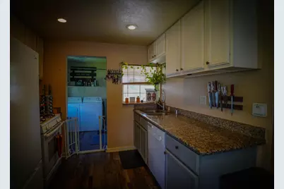 835 S Sacramento Street, Lodi, CA 95240 - Photo 8