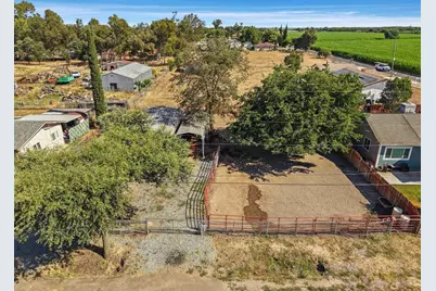 10332 E Ada Avenue, Stockton, CA 95215 - Photo 48