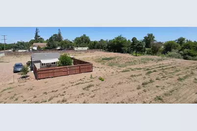 2508 Paradise Road, Modesto, CA 95351 - Photo 2