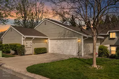 123 Valley Oak Drive #34, Roseville, CA 95678 - Photo 2