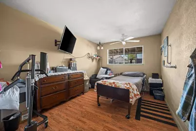 5717 Seyferth Way, Sacramento, CA 95823 - Photo 14