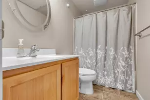 9575 Coney Island Cir, Elk Grove, CA 95758 - Photo 12