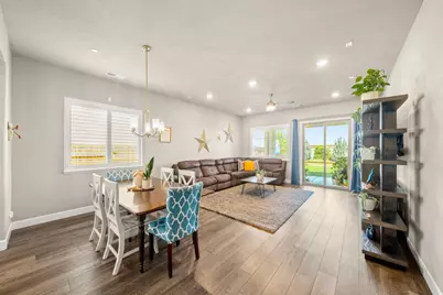 5628 Whisper Wind Way, Roseville, CA 95747 - Photo 16