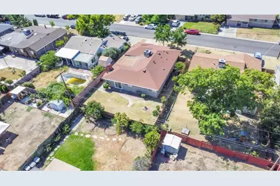 2047 Edwin Way, Sacramento, CA 95825 - Photo 6
