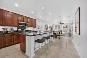 410 Greg Thatch Cir, Sacramento, CA 95835 - Photo 10