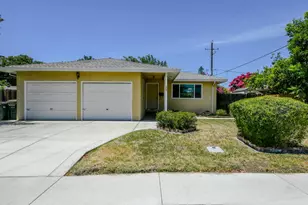 208 Cottonwood St, Woodland, CA 95695 - Photo 2