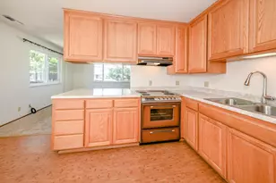 208 Cottonwood St, Woodland, CA 95695 - Photo 12