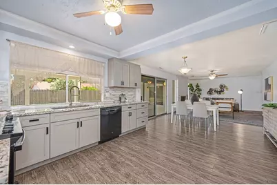 9700 Mira Del Rio Drive, Sacramento, CA 95827 - Photo 24