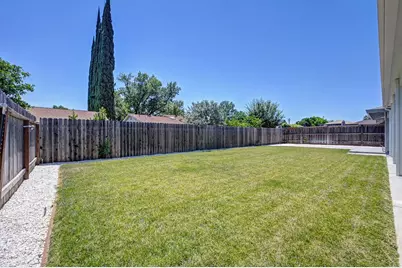 9700 Mira Del Rio Drive, Sacramento, CA 95827 - Photo 44