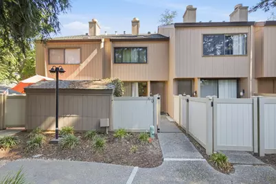 536 Woodside Oaks #7, Sacramento, CA 95825 - Photo 2